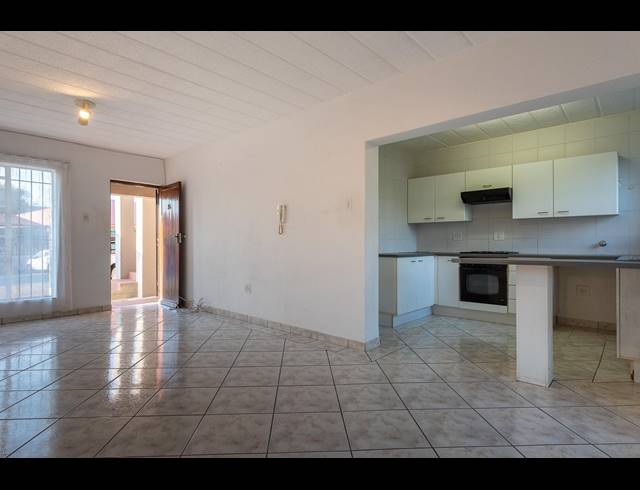 2 BEDROOM APARTMENT FOR SALE IN BASSONIA